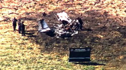 Deadly crash kills two as plane plunges into 'ball of flames' near suburban golf course Architect Gold Coast