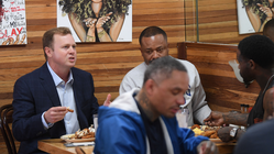 Spencer Pratt stops at iconic LA restaurant on Election Day, vows to make city 'streets safe again' Architect Gold Coast