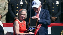 Trump posthumously awards Medal of Freedom to 9/11's 'man in red bandana' Architect Gold Coast